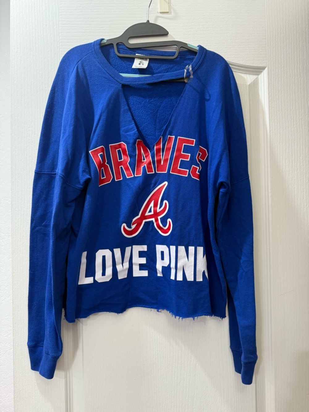 Braves 'Love Pink' Blue Pullover Top